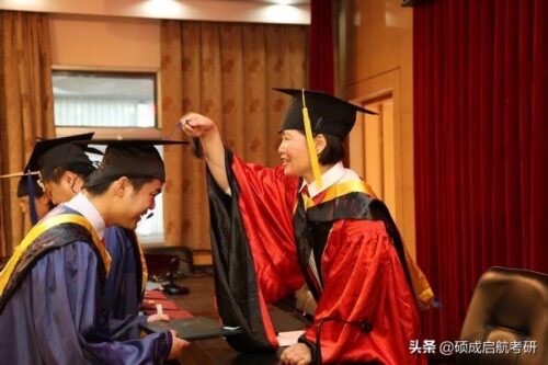什么人不适合读研究生专业(什么人不适合读研究生学校)插图2