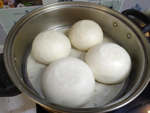 小苏打和食用碱面有啥区别(小苏打和食用碱面是一回事吗)插图1