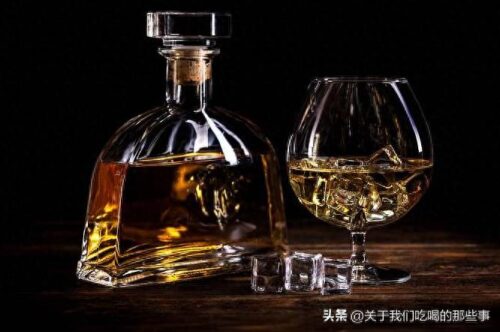 白兰地和威士忌属于什么酒(白兰地和威士忌区分)插图1