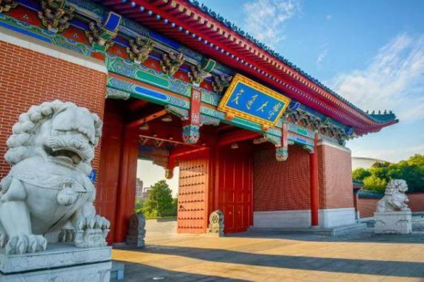 上海东华大学全国排名(上海东华大学排名第几)插图1