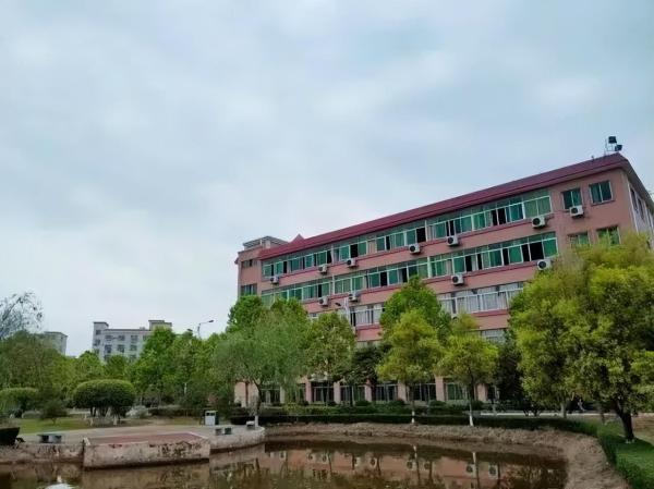 广州卫生职业技术学院是什么学历类别(广州卫生职业技术学院是大专吗)插图10
