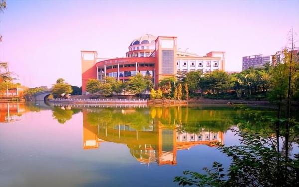广东省的本科大学排名一览表(广东省的本科大学排名及专业分)插图4