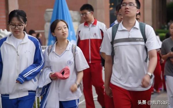 中国高等职业学校排名(中国高等职业技术学院排行榜)插图