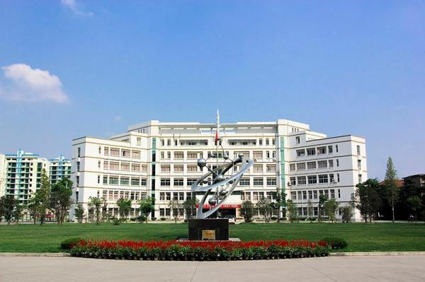 扬州大学广陵学院是二本吗官网招生(扬州大学广陵学院是二本吗官网录取)插图5