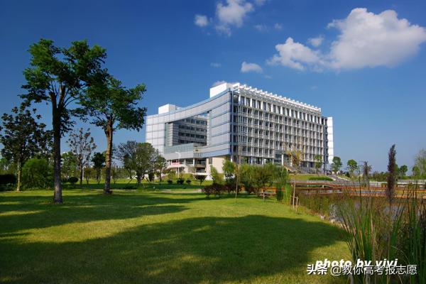 华东理工地址在哪里(华东理工在哪)插图