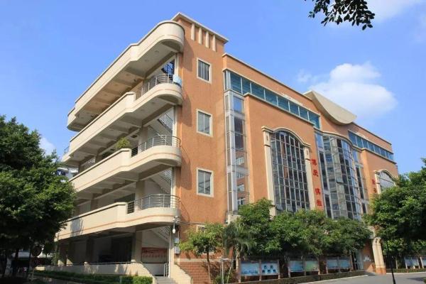 广州卫生技术职业学校校区(广州卫生职业技术学院怎样好不好)插图34