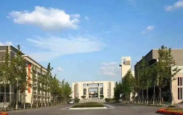 300多分能上哪个警校(女生考哪个警校比较好考公务员)插图2