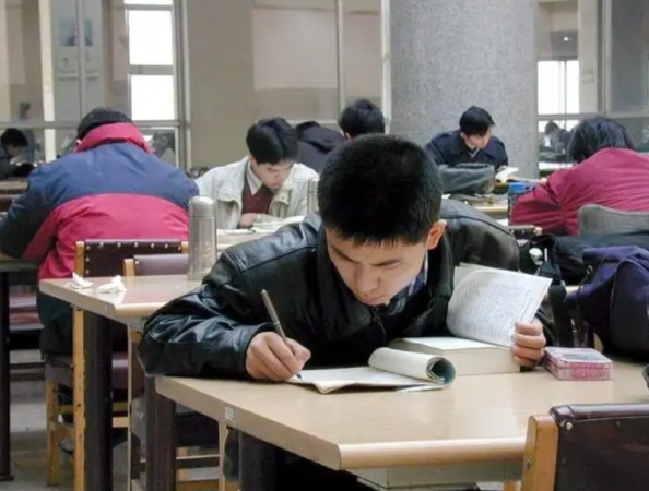 当医生报考什么学校(当医生得考什么大学)插图5
