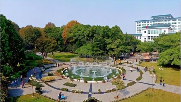 600分能上华东师范大学吗(600分能上华中科技大学吗)插图10