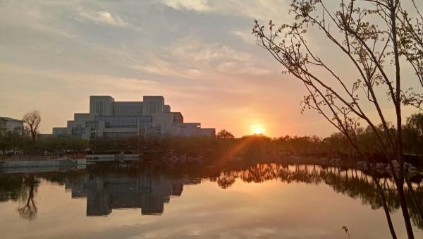 临沂大学占地面积最大多少亩(临沂大学实际面积)插图2
