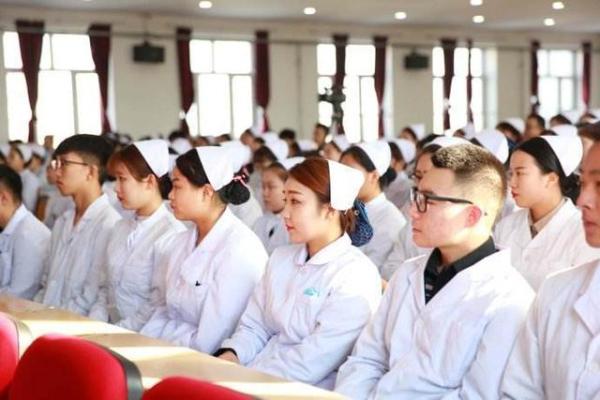成都3加2职高学校(成都有哪些3+2职业技术学院)插图