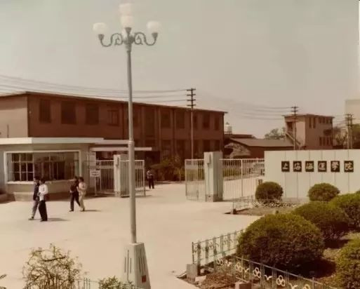 上海海运学校地址电话号码(上海海运学校地址电话查询)插图