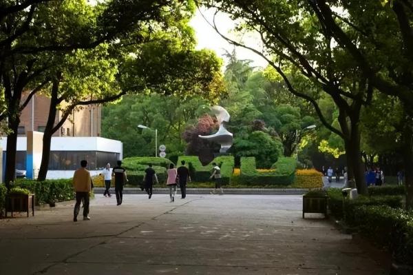 上海海运学校地址电话号码(上海海运学校地址电话查询)插图1