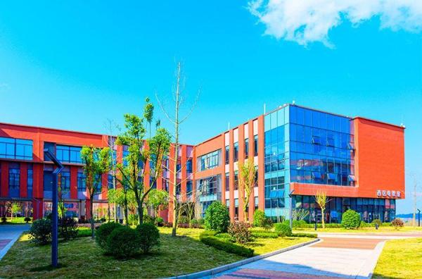 成都国防军事职业学校官网招聘信息(成都国防军事职业学校官网招聘公告)插图1