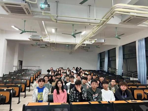 广州民航职业技术学院是大学还是高中(广州民航职业学院是大专吗还是中专)插图10