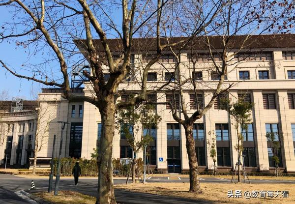 上海工程技术大学在上海排名第几位(上海工程技术大学什么档次)插图2