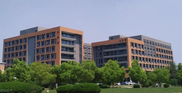 专科警校可以去当兵吗男(专科警校能当兵吗)插图