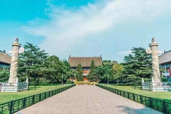 北京大学燕园校区(北京大学燕园校区多大面积)插图2
