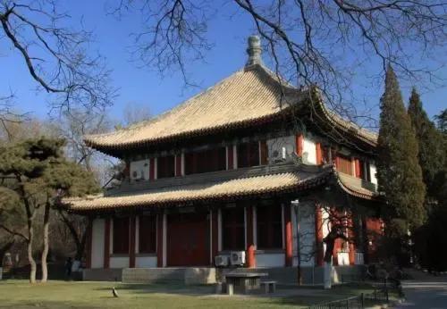 北京大学燕园校区(北京大学燕园校区多大面积)插图1