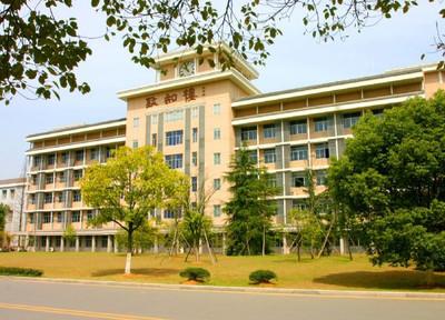 500分能上的大学(高考500分左右上什么大学)插图