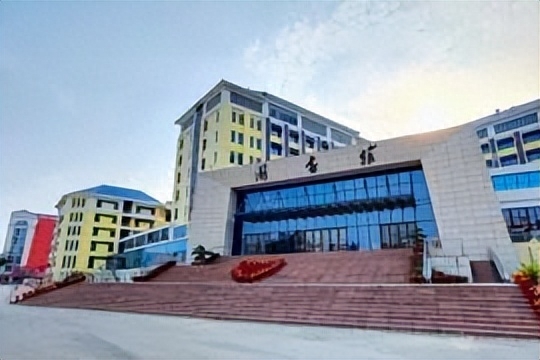 广西最好十大专科学校(广西最好的专科学校排位)插图1
