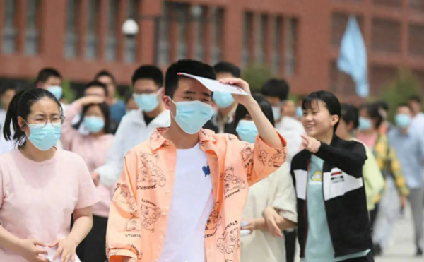 热门专业排名前十名(十大热门专业排行榜2021最新)插图1