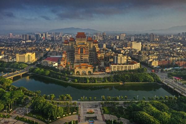 广西师范大学(广西师范大学比广西大学谁的名气大些)插图21
