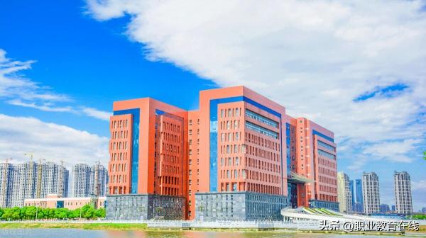 江西科技师范大学(江西科技师范大学学校简介)插图1