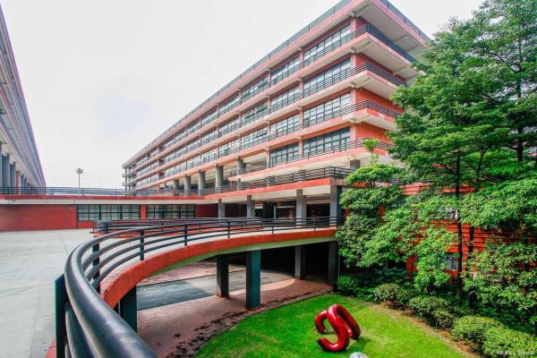 郑州科技学院(河南科技类大学)插图3