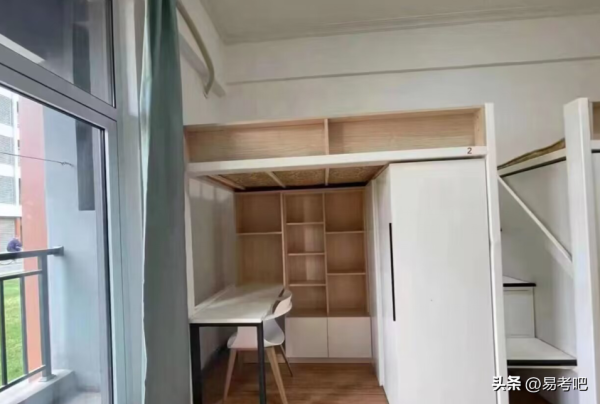 辽宁师范大学海华学院(辽宁师范海华学院寝室)插图4