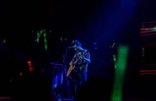 十大流行校园民谣(校园民谣经典歌曲的歌词)插图8