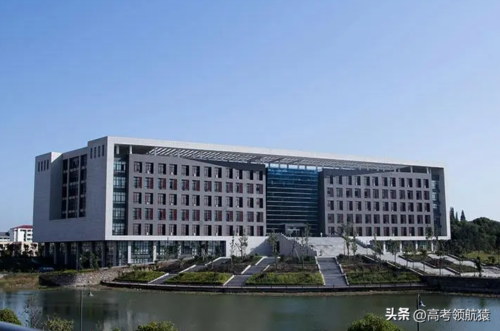 张雪峰评安徽各大学(安徽中医药大学张绍峰老师)插图