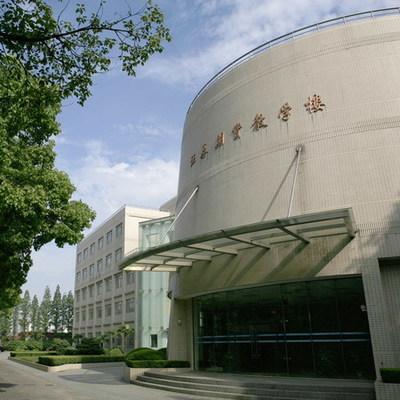 初中毕业怎么提升自己学历(初中毕业想提高学历什么方式比较好)插图