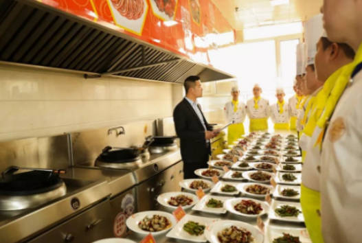 十大餐饮培训排行榜(餐饮培训排名前十强名单)插图5