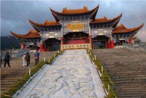 中国十大最灵验的祈福圣地(六种人不宜去寺院)插图9