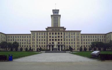 大连海事大学有哪些专业(大连海事大学有哪些专业是半军事化管理的)