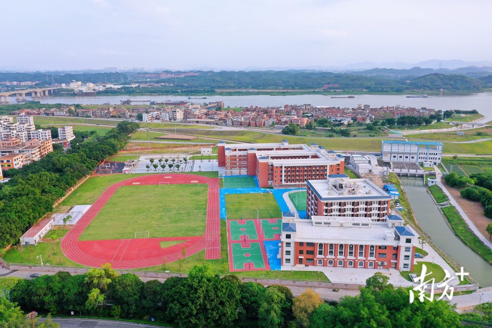 宁波万里学院热门专业(宁波财经学院热门专业)插图1