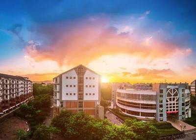 华东师范大学调剂专业(华东师范大学调剂专业有哪些)插图1