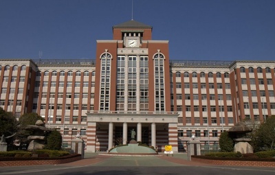 日本 大学 英语专业(日本读英语专业怎么样)插图
