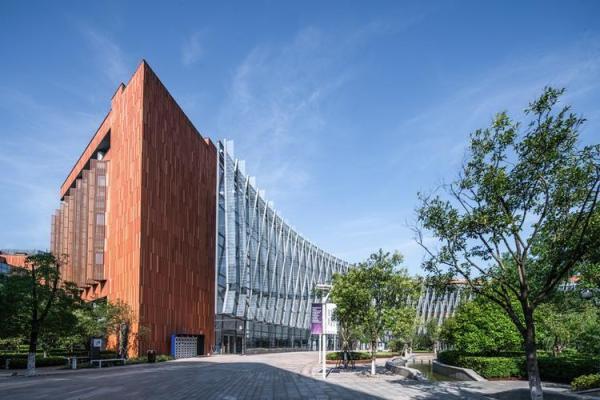 西交利物浦大学录取条件(西交利物浦硕士研究生值不值得)