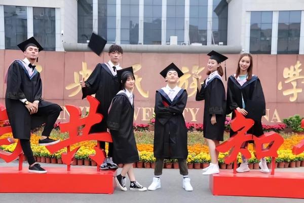 哈尔滨工业大学属于211(哈尔滨工业大学是211985)