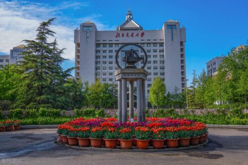 中国传媒大学艺考(中国传媒大学艺考录取分数线2023年是多少)
